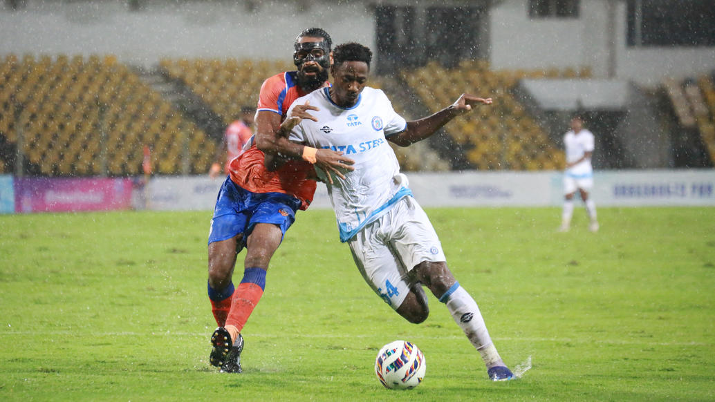FC Goa Edge Past Jamshedpur FC 2-0 in Rain-Soaked Super Cup Clash