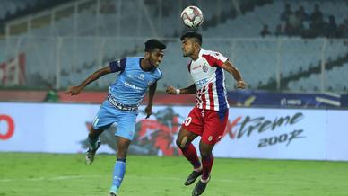 Jamshedpur FC suffer a 2 - 1 loss at the hands of ATK Jamshedpur FC suffer a 2 - 1 loss at the hands of ATK