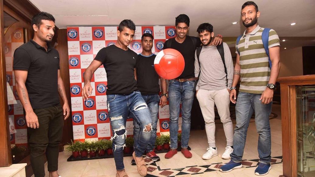 Players given a grand welcome at The Sonnet Hotel Players given a grand welcome at The Sonnet Hotel