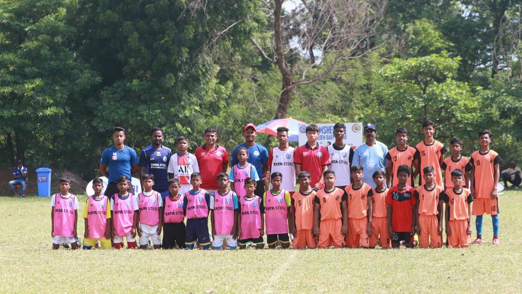 Thunder FC becomes first all girls team to play in U13 category of Jamshedpur Golden Baby League, narrowly loses 3-2 to Super Stars in Week 14