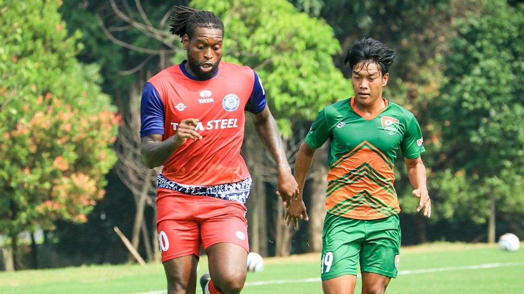 Snaps from our today's victorious friendly fixture Snaps from our today's victorious friendly fixture