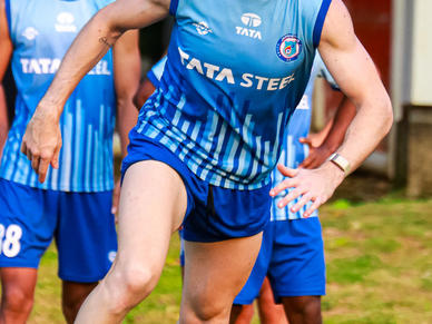 जमशेदपुर एफसी ने सुपर कप से पहले सर्बियाई मिडफील्ड किंग निकोला स्टोजानोविक को छठे विदेशी खिलाड़ी के रूप में अपने साथ जोड़ा