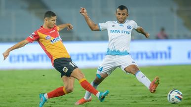 The Men of Steel captured in action from our victorious away game at the Vivekananda Yuba Bharati Krirangan 📸 The Men of Steel captured in action from our victorious away game at the Vivekananda Yuba Bharati Krirangan 📸
