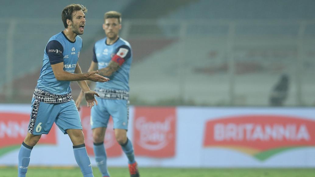 Jamshedpur FC suffer a 2 - 1 loss at the hands of ATK Jamshedpur FC suffer a 2 - 1 loss at the hands of ATK