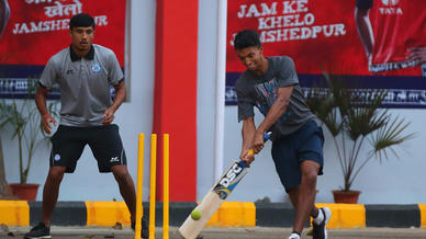 When the lads tried their hand at cricket!