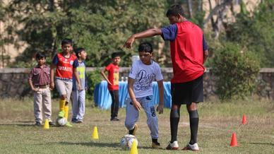 Grassroots Workshop with the kids from DAV Bistupur