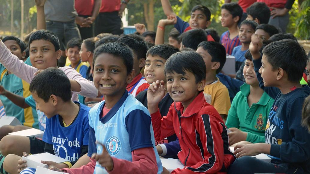 Grassroots Workshop with the kids from DAV Bistupur