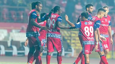 The Men of Steel's in-action shots from the Sree Kanteerava Stadium 📸 The Men of Steel's in-action shots from the Sree Kanteerava Stadium 📸