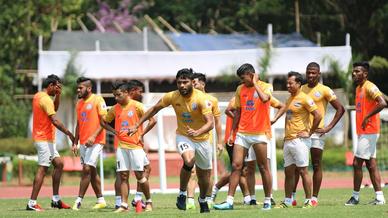 Jamshedpur FC's final training session ahead of #JFCvFCG Jamshedpur FC's final training session ahead of #JFCvFCG