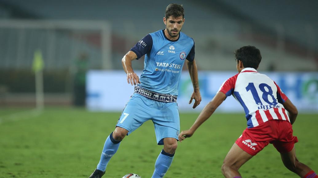 Jamshedpur FC suffer a 2 - 1 loss at the hands of ATK Jamshedpur FC suffer a 2 - 1 loss at the hands of ATK