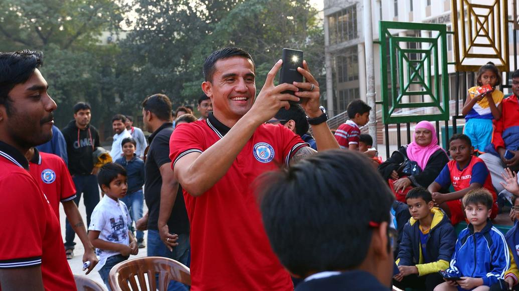 Tim Cahill visits our Football School at Loyola.