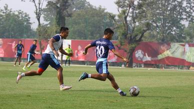 Jamshedpur FC continue the hard work in training after an important victory over Chennaiyin FC . Jamshedpur FC continue the hard work in training after an important victory over Chennaiyin FC .