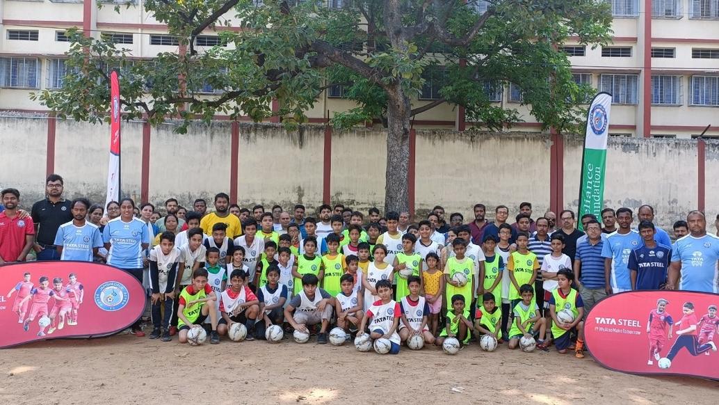 Jamshedpur FC begins Grassroots Football Schools venture at DAV Public School