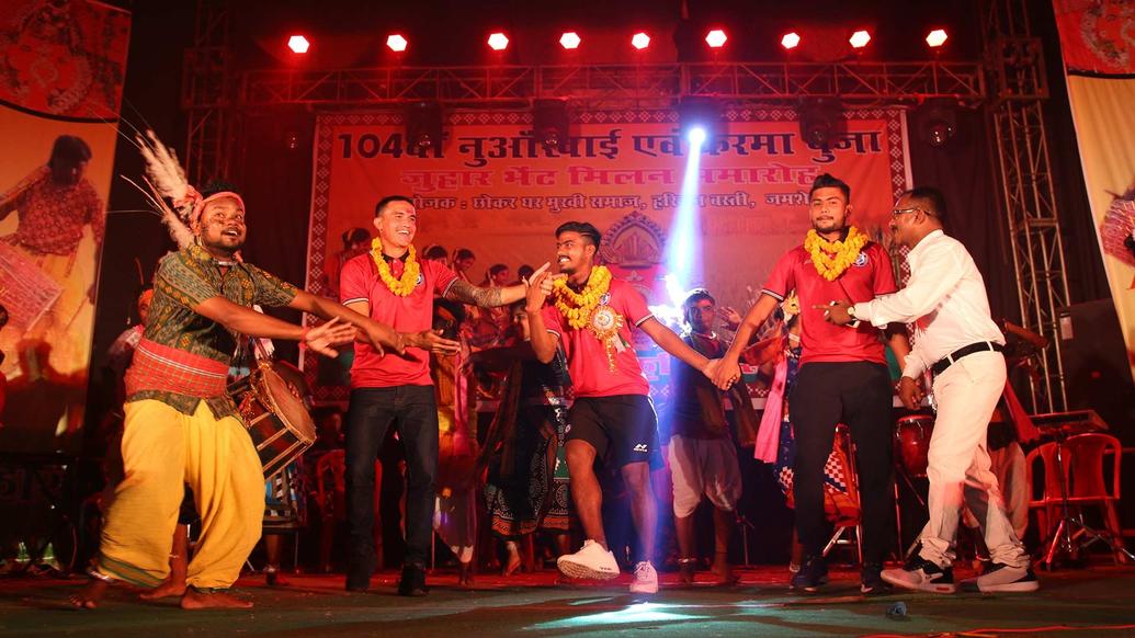 Tim Cahill, Gourav Mukhi and Mobashir Rahman in Agrico for a Karma Pooja Event
