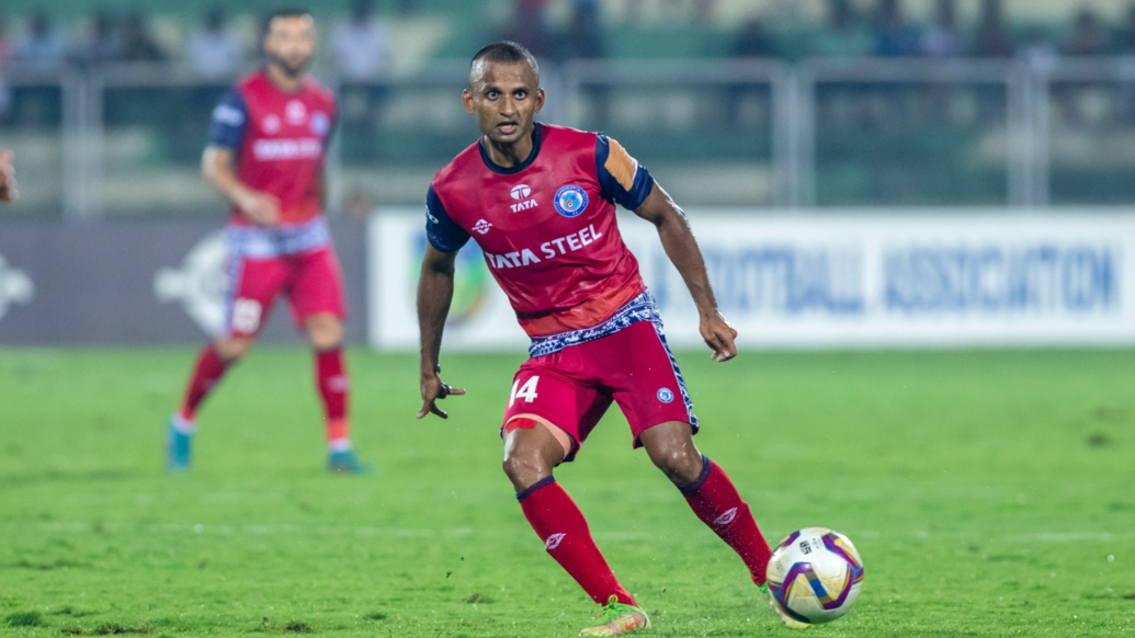 The Men of Steel caught in action from last night's Hero Club Playoffs against Mumbai City FC in Manjeri, Kerala 📸 