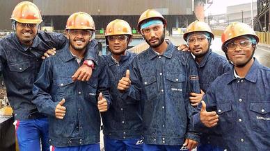 Jamshedpur FC players make most of Tata Steel plant visit Jamshedpur FC players make most of Tata Steel plant visit