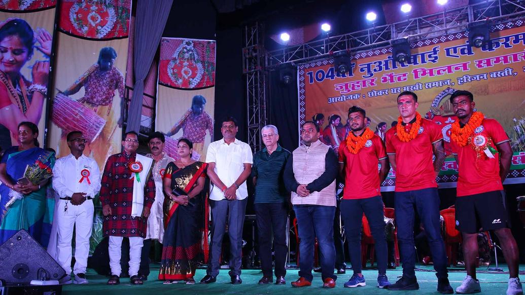 Tim Cahill, Gourav Mukhi and Mobashir Rahman in Agrico for a Karma Pooja Event