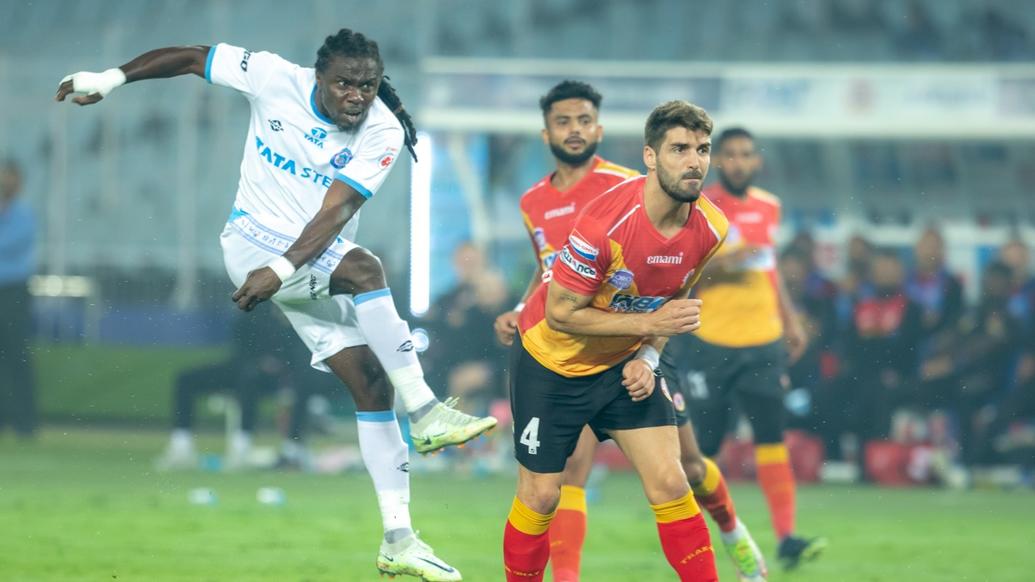 The Men of Steel captured in action from our victorious away game at the Vivekananda Yuba Bharati Krirangan 📸 The Men of Steel captured in action from our victorious away game at the Vivekananda Yuba Bharati Krirangan 📸