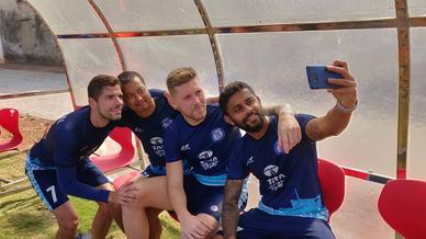 Jamshedpur FC squad grinds it out in training Jamshedpur FC squad grinds it out in training