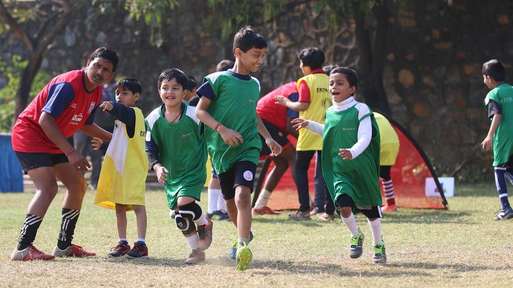 Grassroots Workshop with the kids from DAV Bistupur