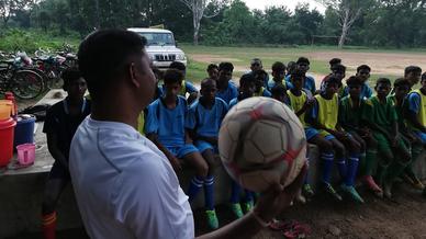 Mr. Kundan Chandra visits Simuldanga's TSRDS center
