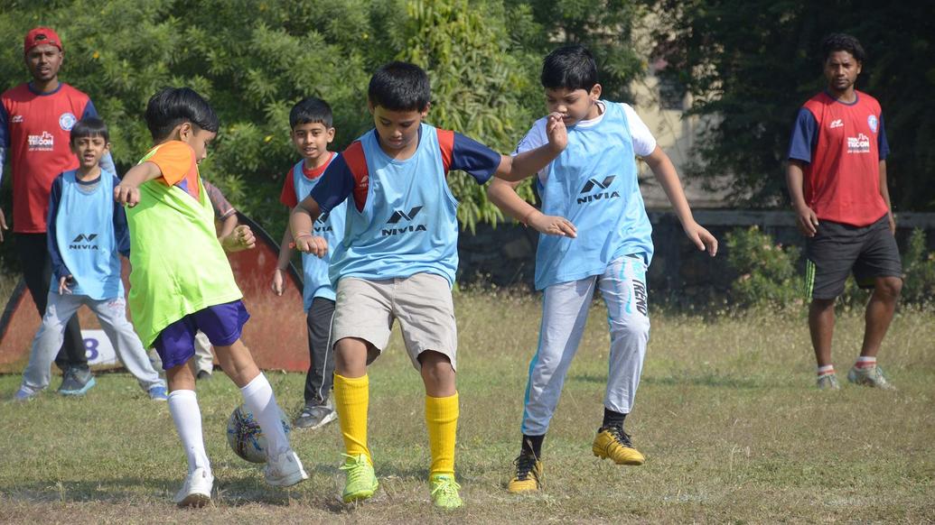 Grassroots Workshop with the kids from DAV Bistupur