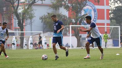 Jamshedpur FC continue the hard work in training after an important victory over Chennaiyin FC . Jamshedpur FC continue the hard work in training after an important victory over Chennaiyin FC .