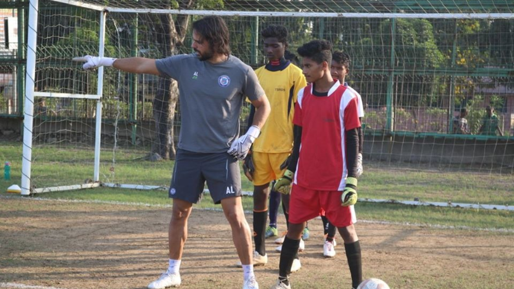 50 young football stars train under the guidance of Jamshedpur FC First Team 50 young football stars train under the guidance of Jamshedpur FC First Team