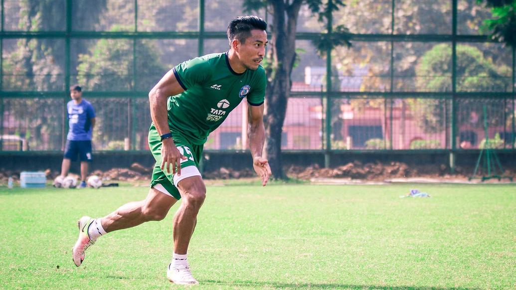 Jamshedpur FC players hustle it out in training Jamshedpur FC players hustle it out in training
