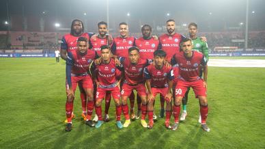 The Men of Steel's in-action shots from the Sree Kanteerava Stadium 📸 