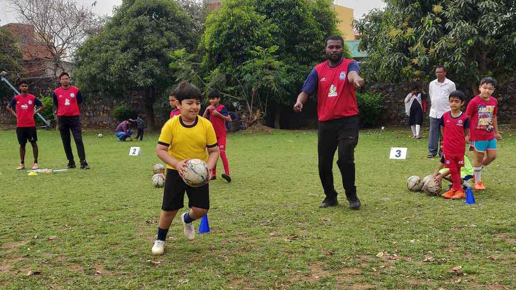 Jamshedpur FC along with Mr. Kundan Chandra, Head of Grassroots and Youth Development, conducted the Grassroots Leaders’ workshop Jamshedpur FC along with Mr. Kundan Chandra, Head of Grassroots and Youth Development, conducted the Grassroots Leaders’ workshop