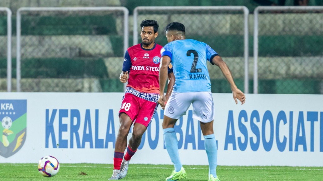 The Men of Steel caught in action from last night's Hero Club Playoffs against Mumbai City FC in Manjeri, Kerala 📸 