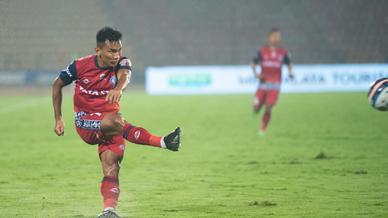 Matchday 17 Highlights #NEUJFC Matchday 17 Highlights #NEUJFC