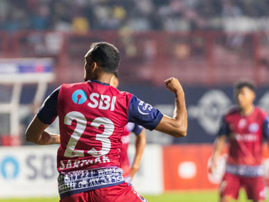 सार्थक गोलुई के हेडर से टाइटल की दौड़ में जमशेदपुर FC, टेबल टॉपर्स मुंबई सिटी FC के खिलाफ रोमांचक ड्रॉ