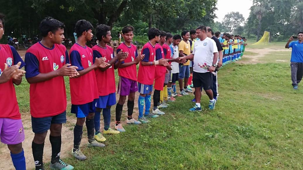 Mr. Kundan Chandra visits Simuldanga's TSRDS center